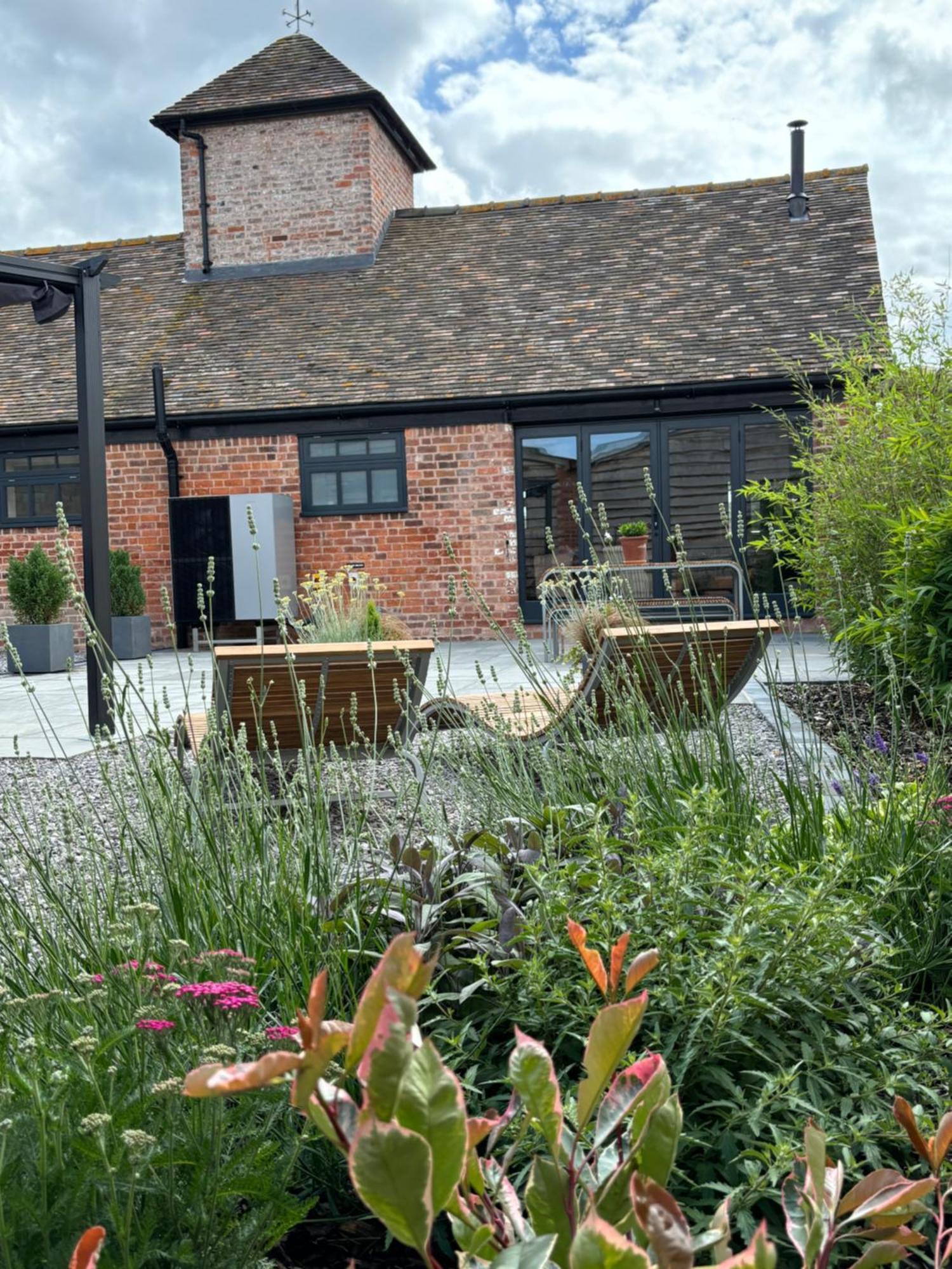 Pigeon House - Unique Barn With Private Garden, Hot Tub And Wood Burner Villa Shrewsbury Bagian luar foto
